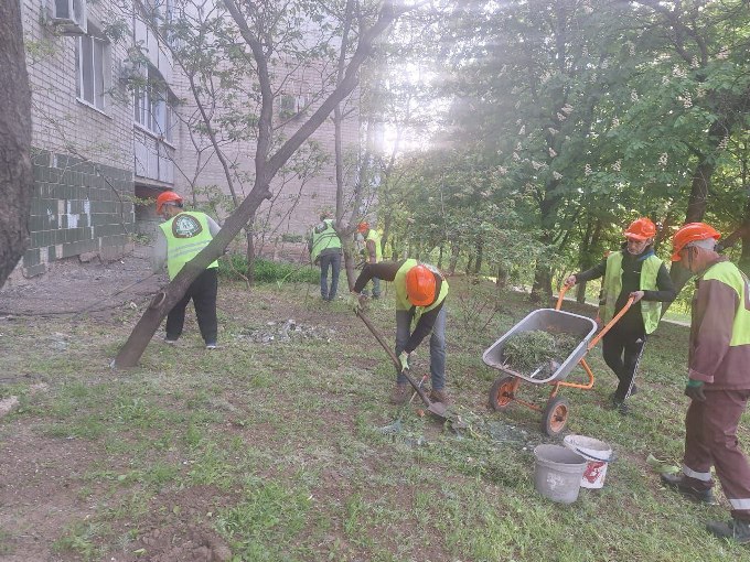У Харкові пошкоджено понад 90 будівель після атаки дронів